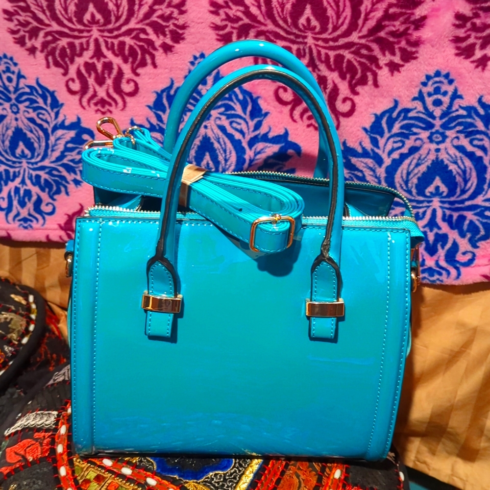 Turquoise faux leather handbag